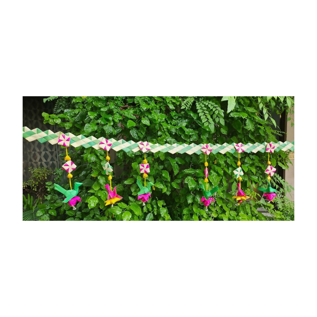 Shuddh Natural Hand Made Palm Leaf Parrot Bandhanwar