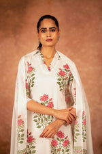 Thumbnail for Joban Fashion Off White Red Hand Block Printed Cotton Suit Set - Distacart