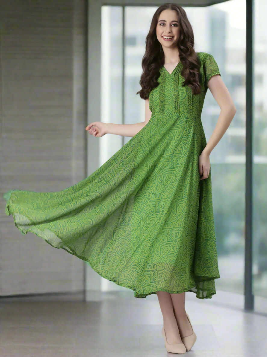 Souchii Green Printed Midi Dress – Flowy Fit & Flare