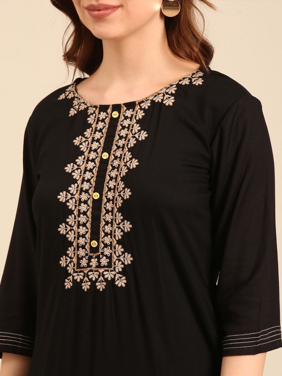 Anouk Floral Embroidered Round Neck Pure Cotton Straight Kurta - Distacart