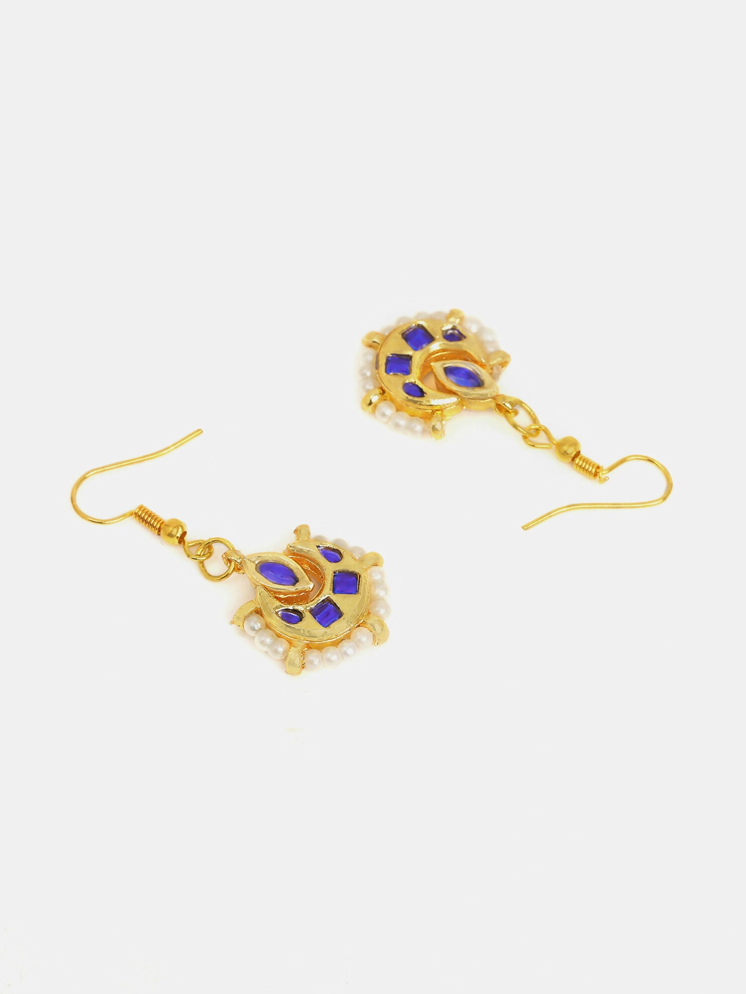 Ruby Raang Finest Gold Kundan Earrings With A Maang Tikka