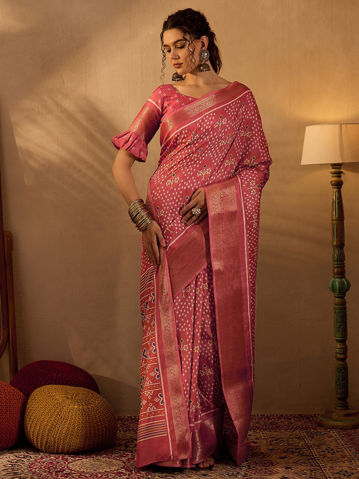 NOZ2TOZ Women's Silk Blend Pink Printed Designer Saree With Blouse Piece - Distacart