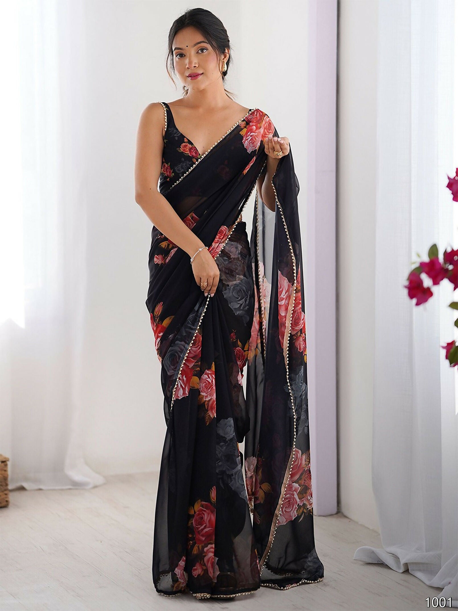 Traditional Partywear Black Georgette Fancy Saree-Pavitra