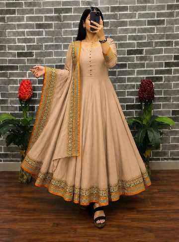 Teeya Creation New Trendy Stylish Cream Solid Anarkali Kurta with Traditional Golden Border Dupatta Set - Dista