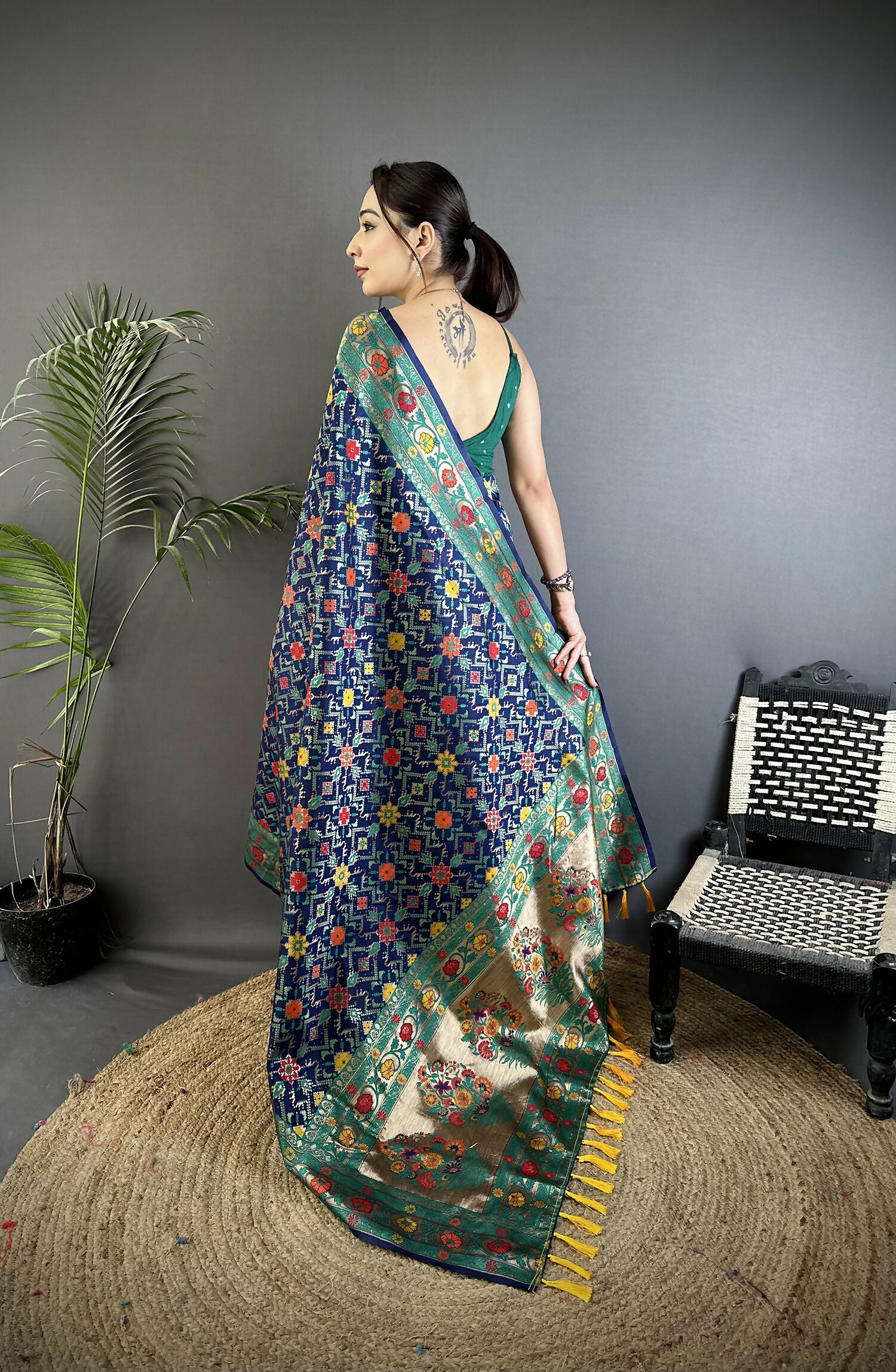 Joban Fashion Navy Blue Banarasi Soft Silk Woven Saree