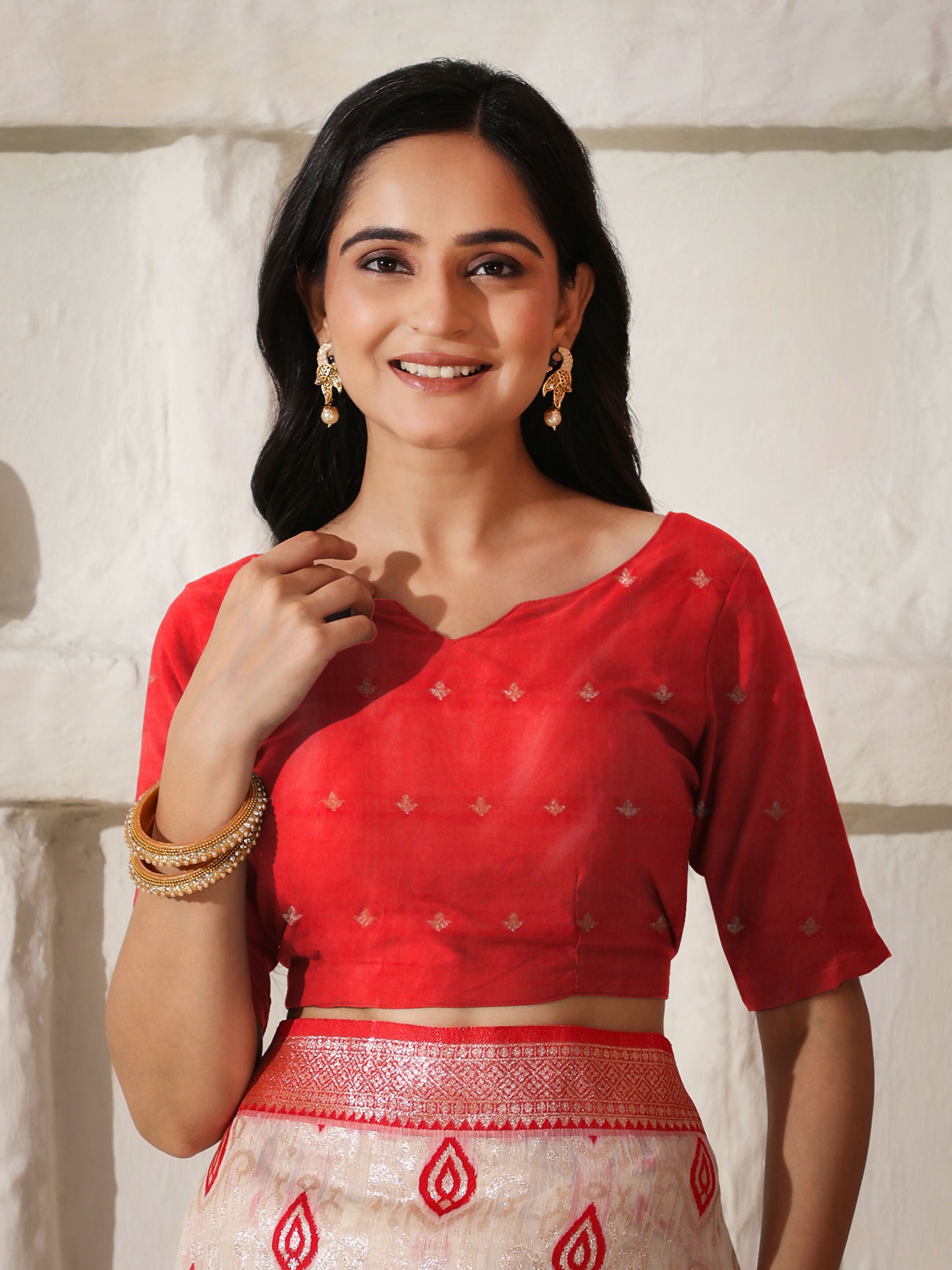 Astita Linen Cotton Red & White Saree