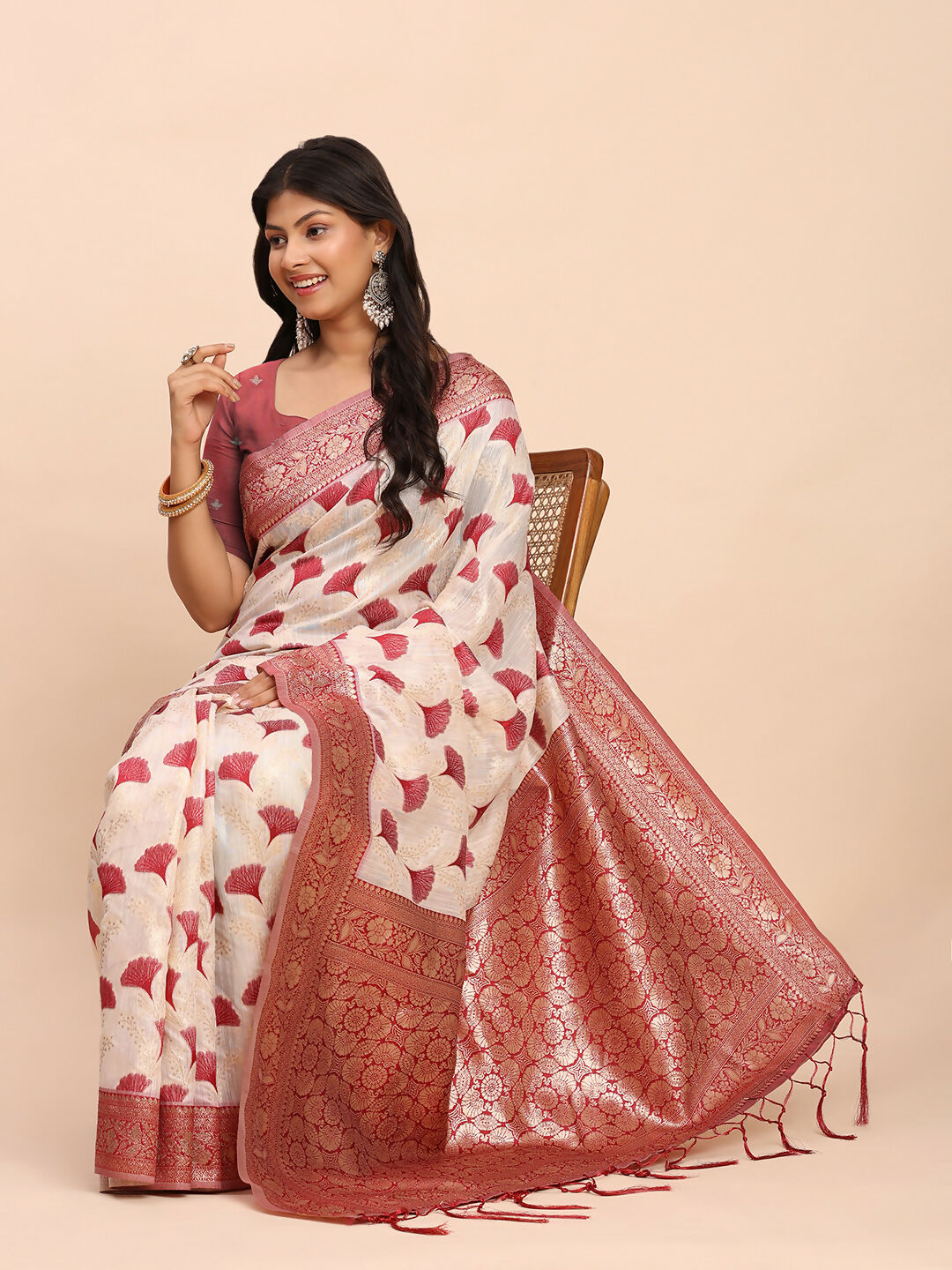 Astita Linen Cotton Maroon Saree