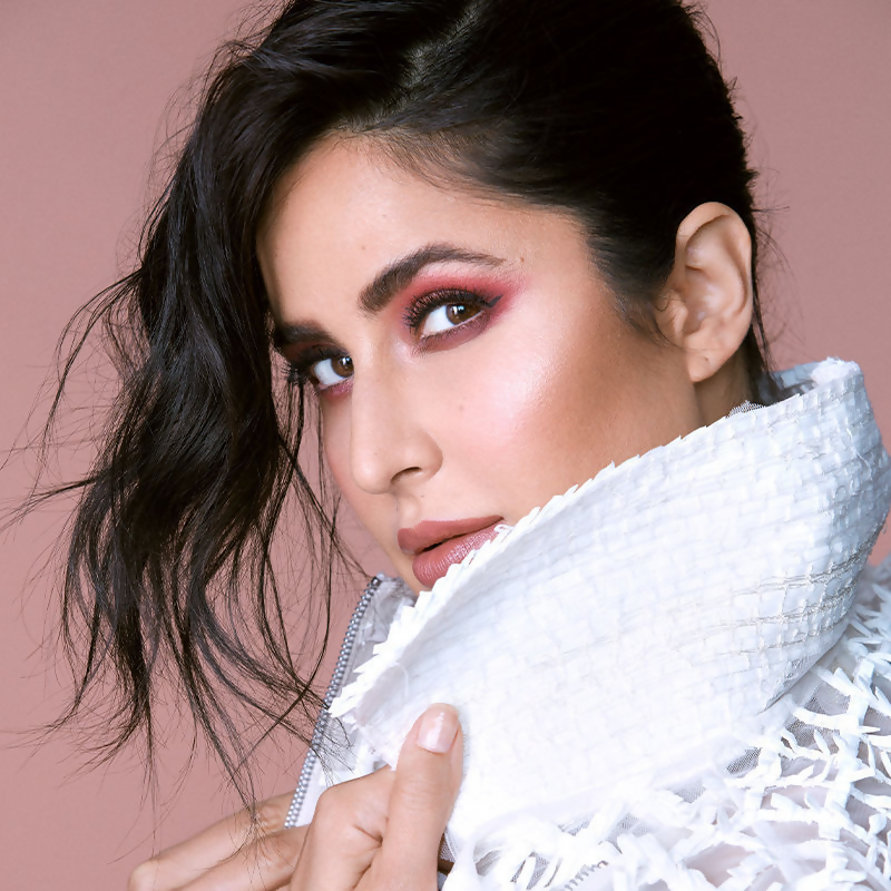 Kay Beauty By Katrina Kaif Eyeshadow Palette - Self Love - Distacart