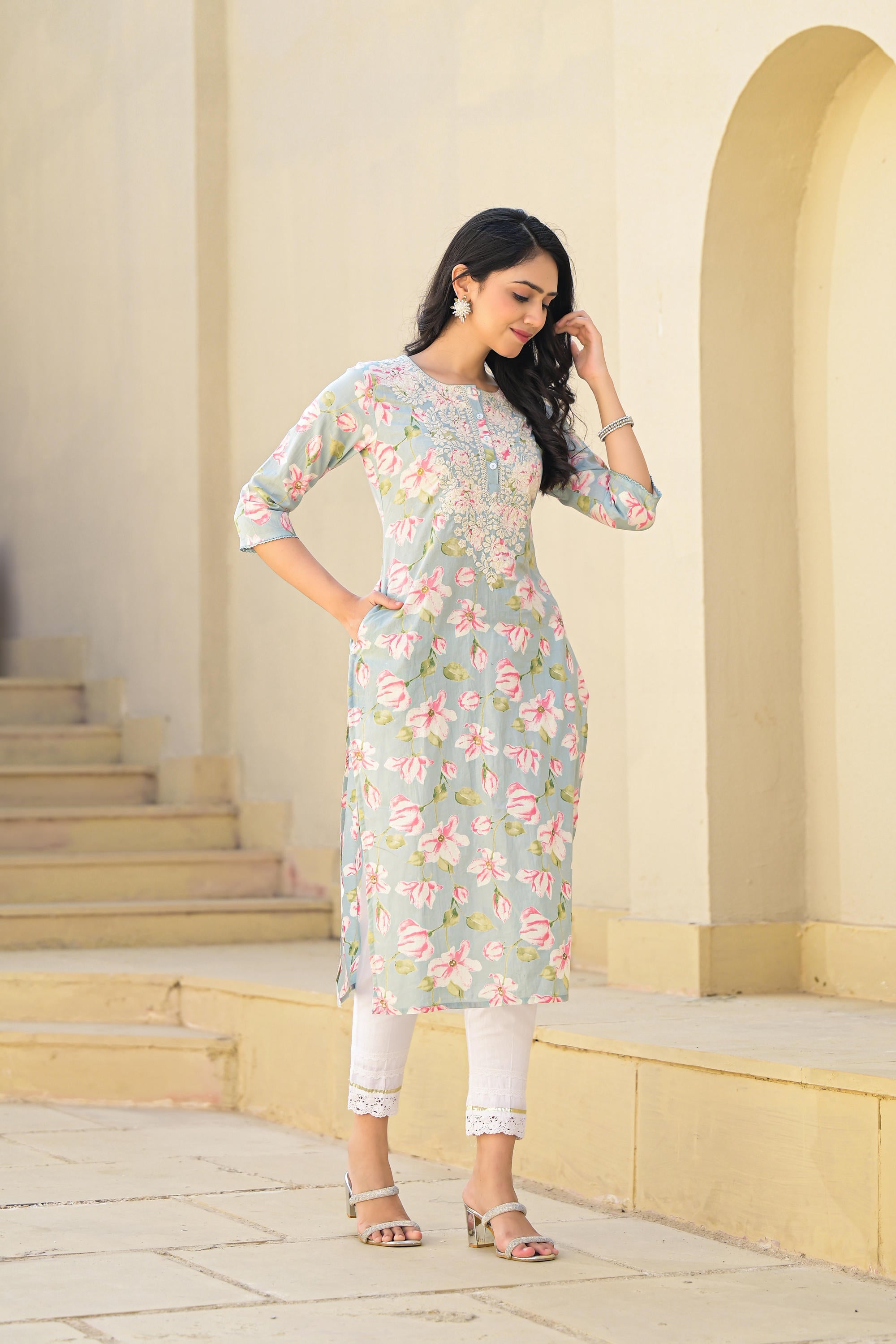 Juniper Green Floral Printed Cotton Kurta With Thread Work & Buttons