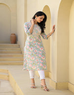Thumbnail for Juniper Women's Green Floral Printed Cotton Kurta With Thread Work & Buttons - Distacart