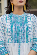 Thumbnail for Juniper Women's White Floral Printed Cotton Kurta With Buttons - Distacart