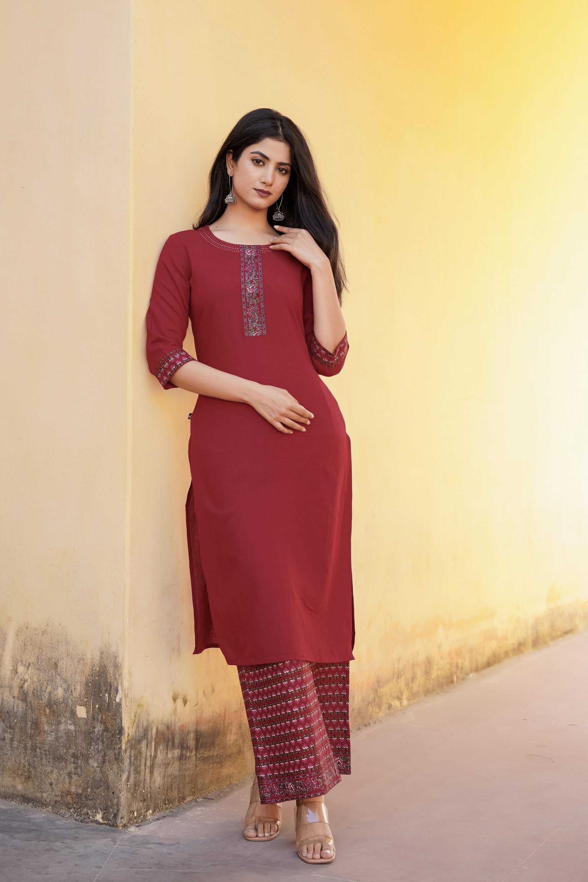 Juniper Maroon Floral Printed Viscose Kurta & Palazzo With Thread Work - Distacart
