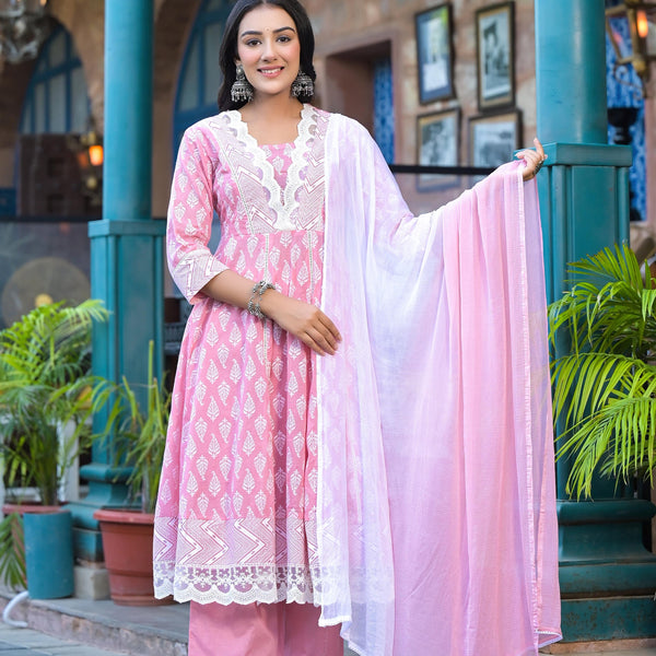 Juniper Powder Rose Pink Lace-Trim Printed Kurta Set With Dupatta