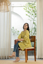 Thumbnail for Juniper Lemon Ethnic Motif Printed Cotton Kurta With Button Closure - Distacart