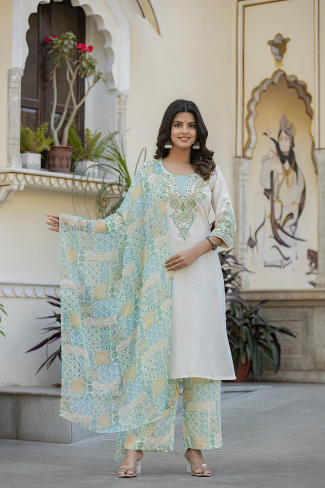 大型 NEW ETHNIC Seidea Print Design Ochre & White Modal Satin Floral Printed Maxi Cape Dress by