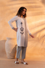 Thumbnail for Juniper Black & White Divide Embroidered Panel Kurta Set - Distacart