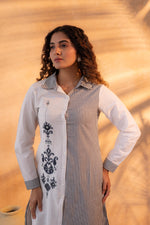 Thumbnail for Juniper Black & White Divide Embroidered Panel Kurta Set - Distacart