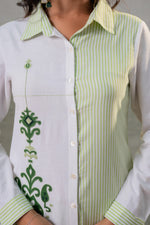 Thumbnail for Juniper LightGreen & White Divide Embroidered Panel Kurta Set - Distacart