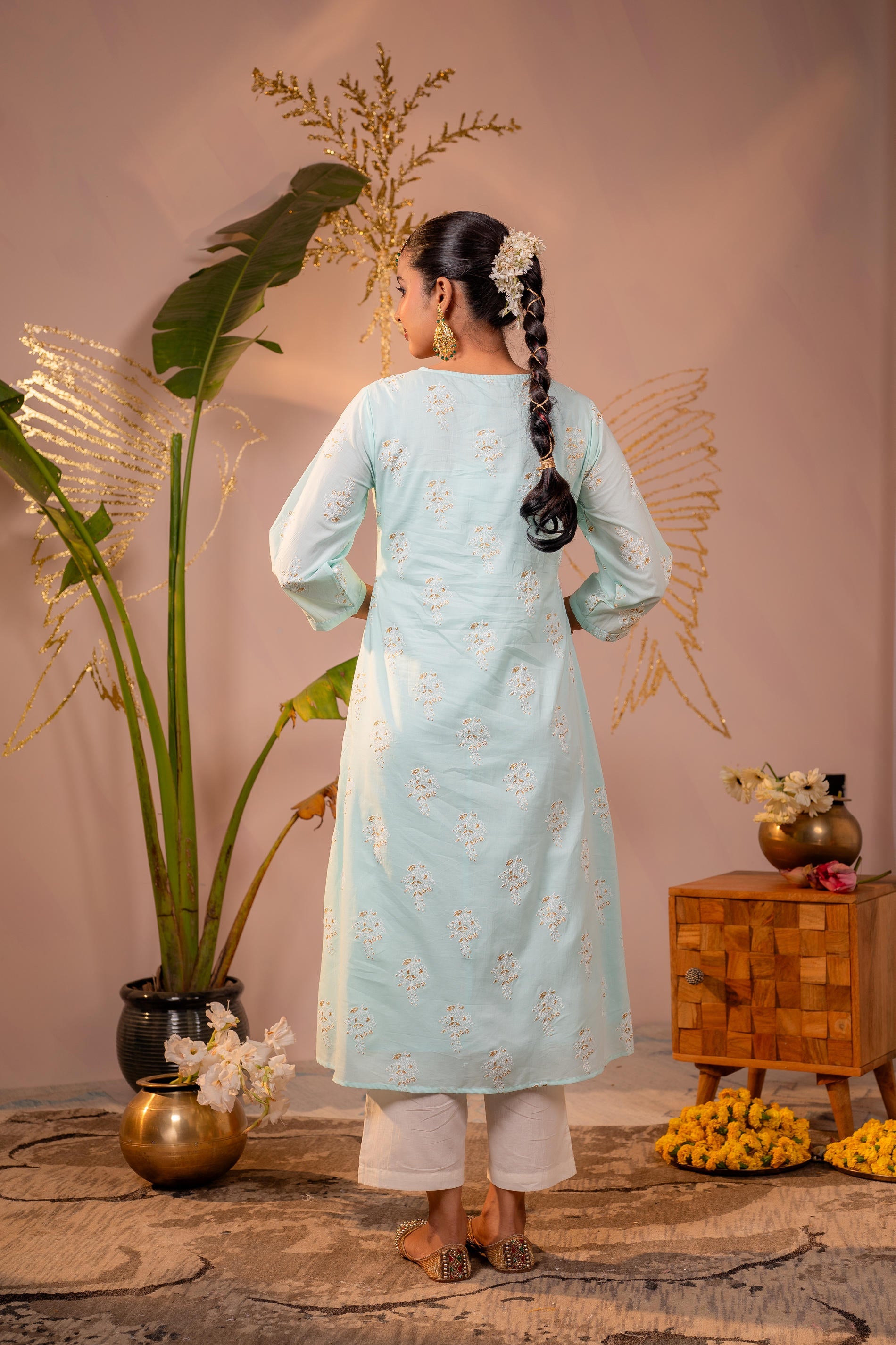 Juniper Ocean Aqua Embroidered Kurta - Distacart