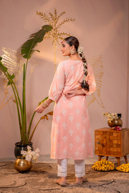 Juniper Gulnaar Peach Embroidered Kurta - Distacart