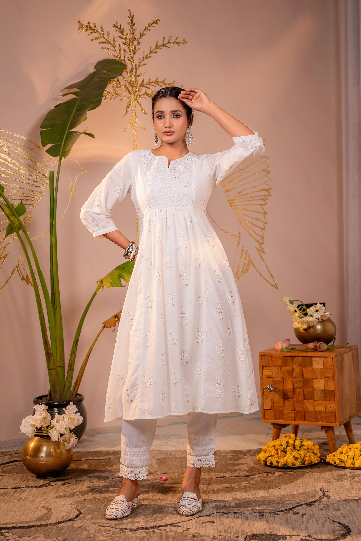 Juniper Cotton White Embroidered Kurta - Distacart