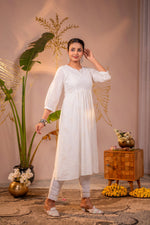 Thumbnail for Juniper Cotton White Embroidered Kurta - Distacart