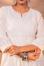 Thumbnail for Juniper Cotton White Embroidered Kurta - Distacart