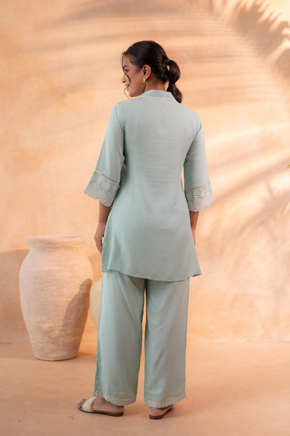 Juniper SageGreen Schiffli Lounge Co-Ord - Distacart