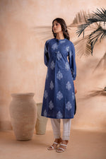 Thumbnail for Juniper Indigo Stripe Motif Heritage Kurta - Distacart
