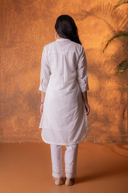 Juniper Off-White Chikankari Kurta - Distacart