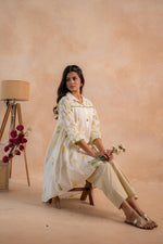 Thumbnail for Juniper Off-White Garden Printed A-Line Tunic Kurta - Distacart