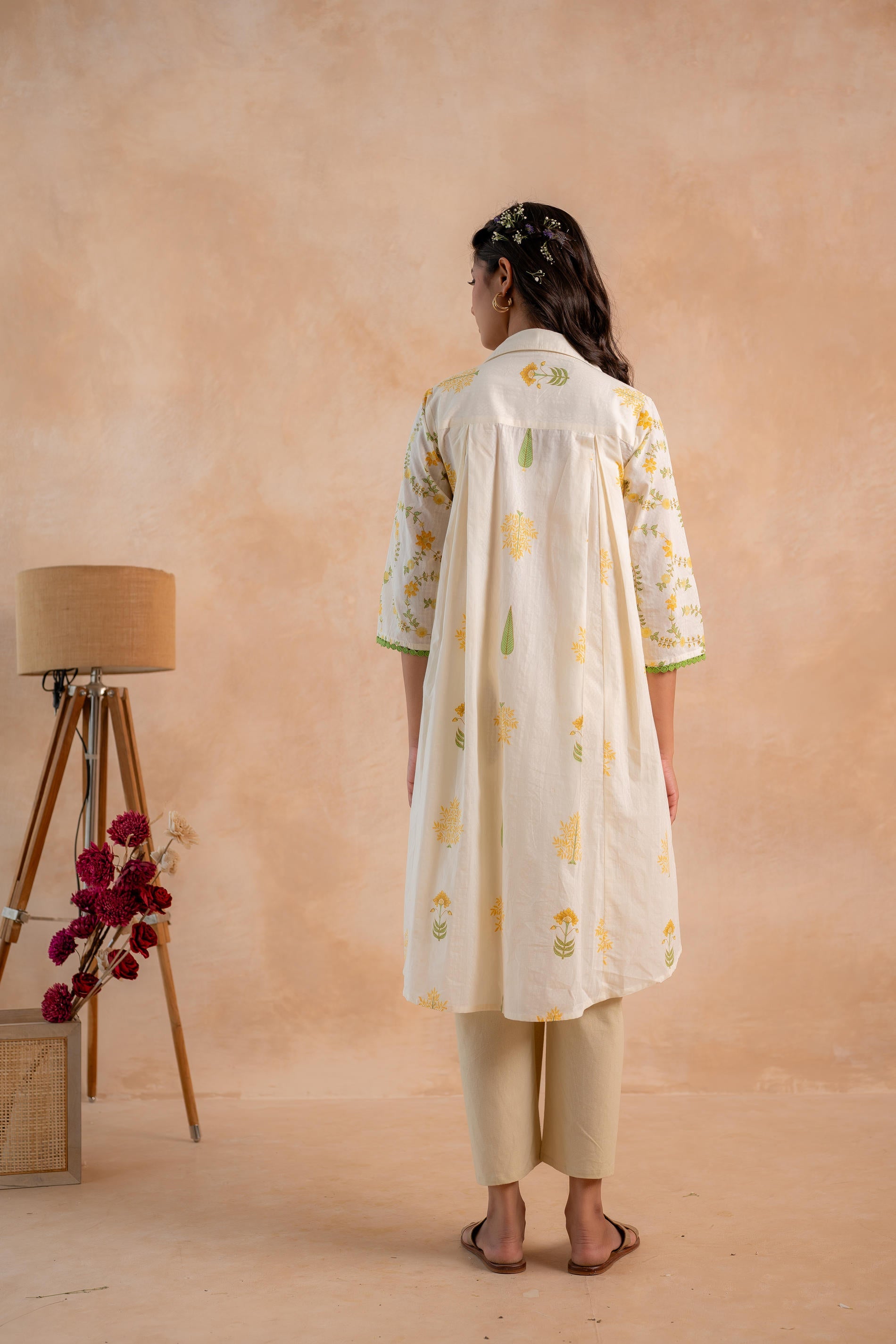 Juniper Off-White Garden Printed A-Line Tunic Kurta - Distacart