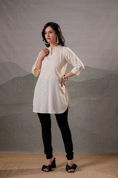 Juniper Off-White Ease Minimal Cotton Tunic - Distacart