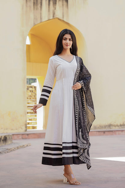 Juniper White Ethnic Motif Printed Dress & Dupatta Set With Thread Work - Distacart