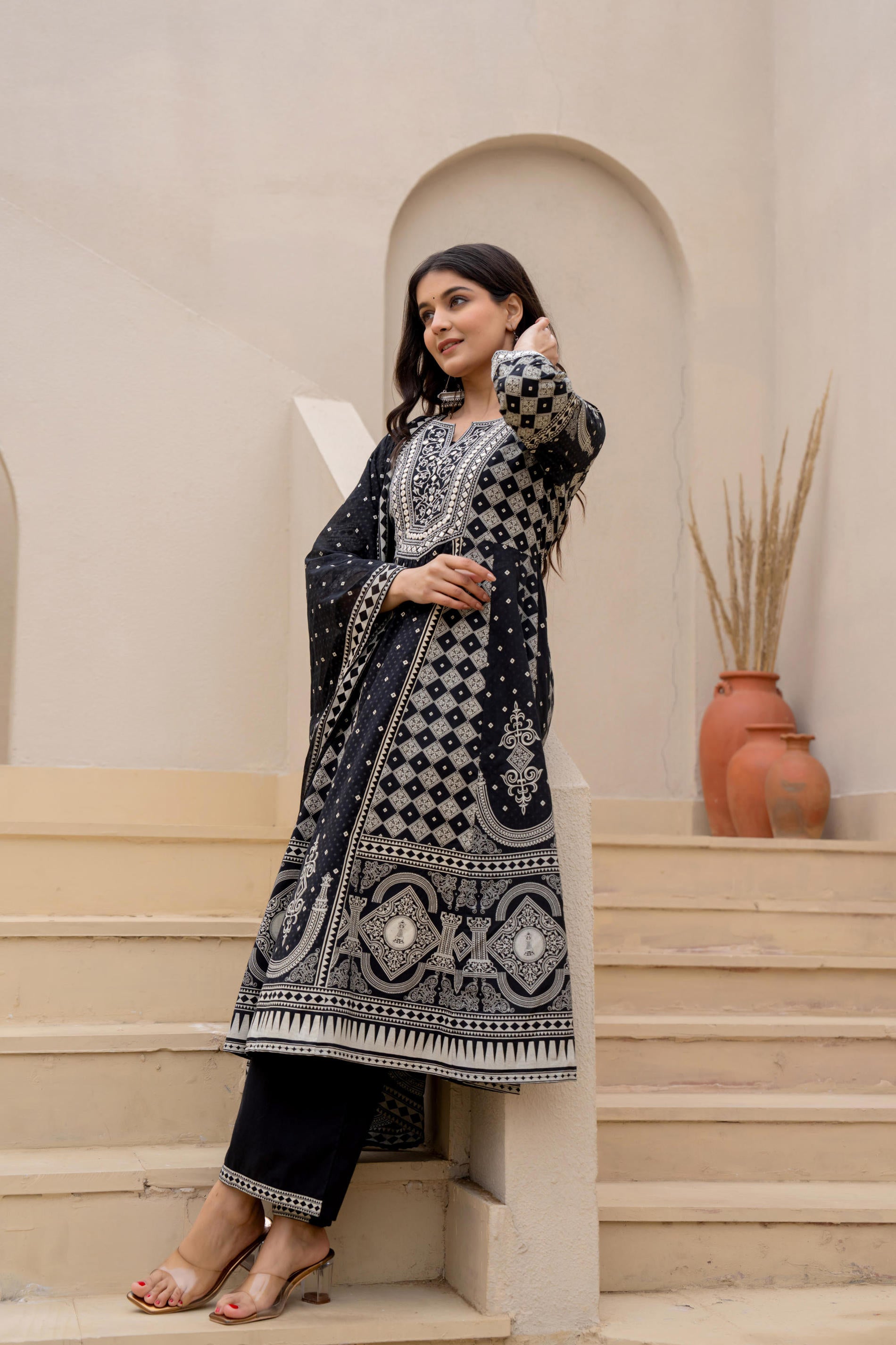 Juniper Black Ethnic Motif Printed Kurta Set With Thread & Mirror Work