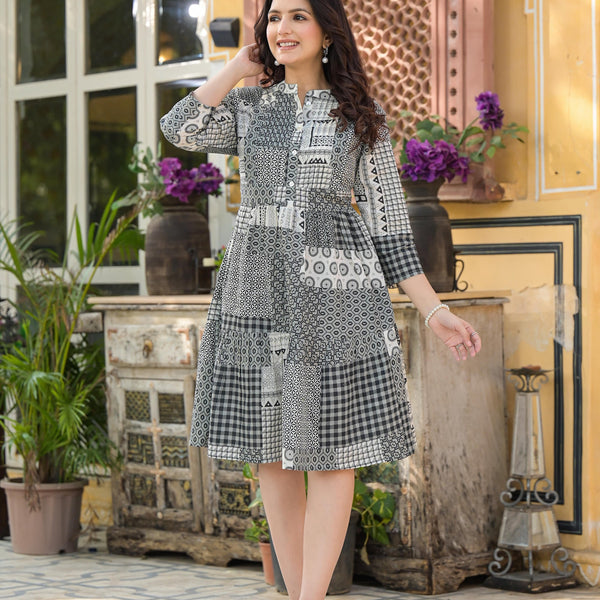 Juniper Women's Black Geometric Printed Cotton Short Dress With Buttons - Distacart