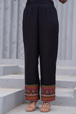 Thumbnail for Juniper Black Floral Printed Cotton Kurta Set With Thread Work & Sequins - Distacart