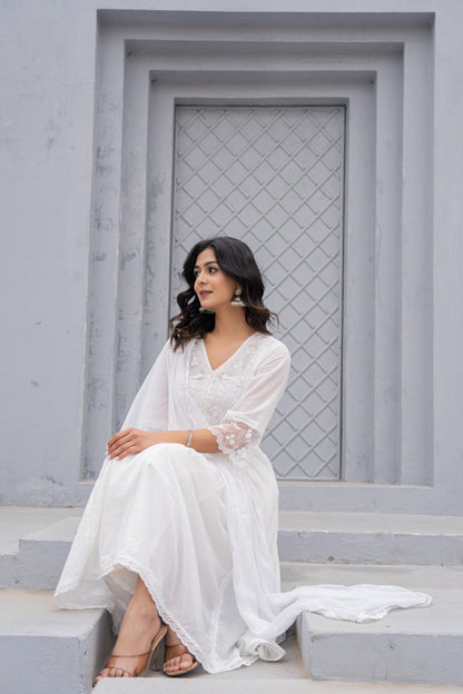 Juniper Women Embroidered Anarkali Kurta Set - Distacart