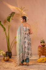 Thumbnail for Juniper Ivory Meadow Bloom Kurta Pant And Dupatta Set - Distacart