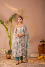 Thumbnail for Juniper Ivory Meadow Bloom Kurta Pant And Dupatta Set - Distacart