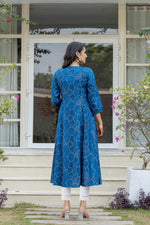 Thumbnail for Juniper Blue Ethnic Motif Printed Viscose Kurta With Sequins - Distacart