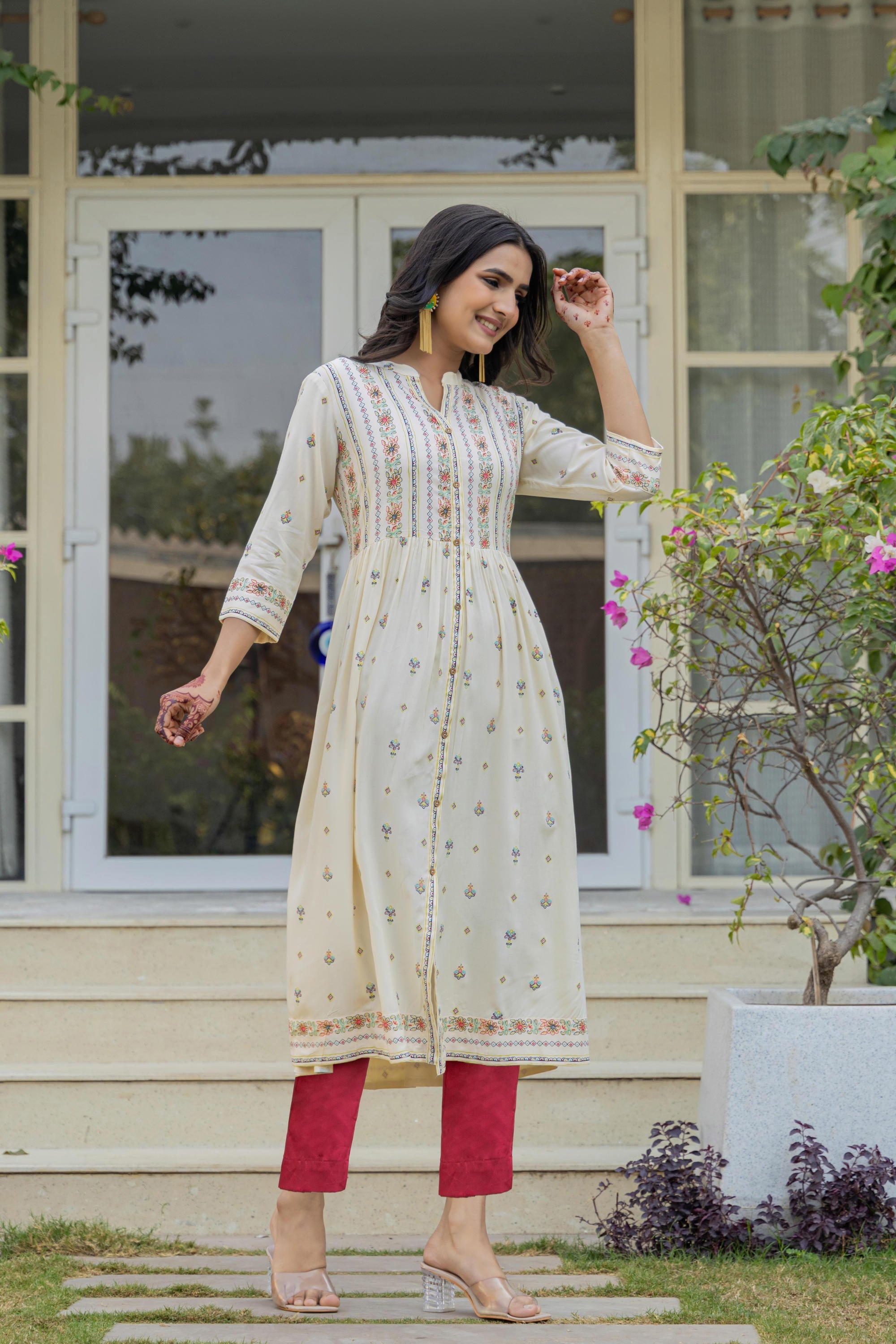Juniper Ivory Floral Printed Cotton Kurta With Thread Work & Lace - Distacart