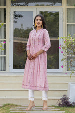 Thumbnail for Juniper Pink Floral Printed Viscose Kurta With Buttons - Distacart