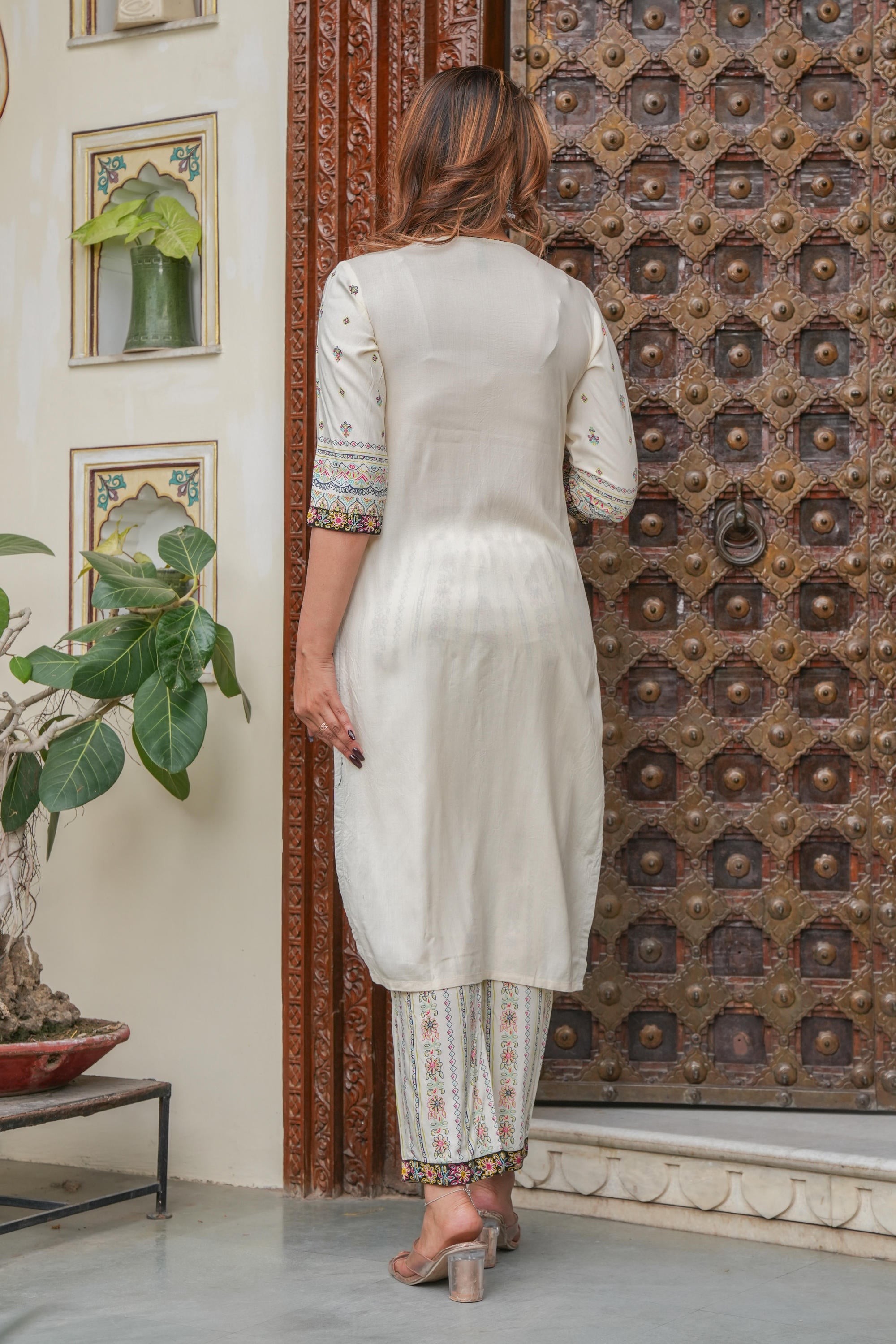 Juniper Off white printed kurta , Printed bottom and floral dupatta with dori and tassel - Distacart