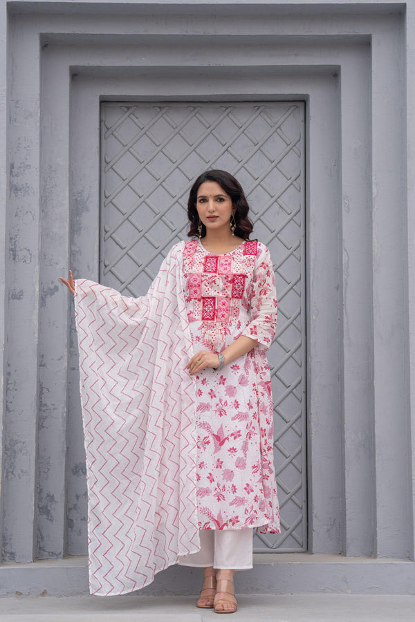 Juniper White & Pink Floral Printed Cotton Kurta Set With Thread & Mirror Work