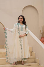 Thumbnail for Juniper Off-White Anarkali Kurta Set With Green Embroidery And Organza Dupatta - Distacart