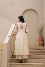 Thumbnail for Juniper Off-White Anarkali Kurta Set With Red Embroidery And Organza Dupatta - Distacart