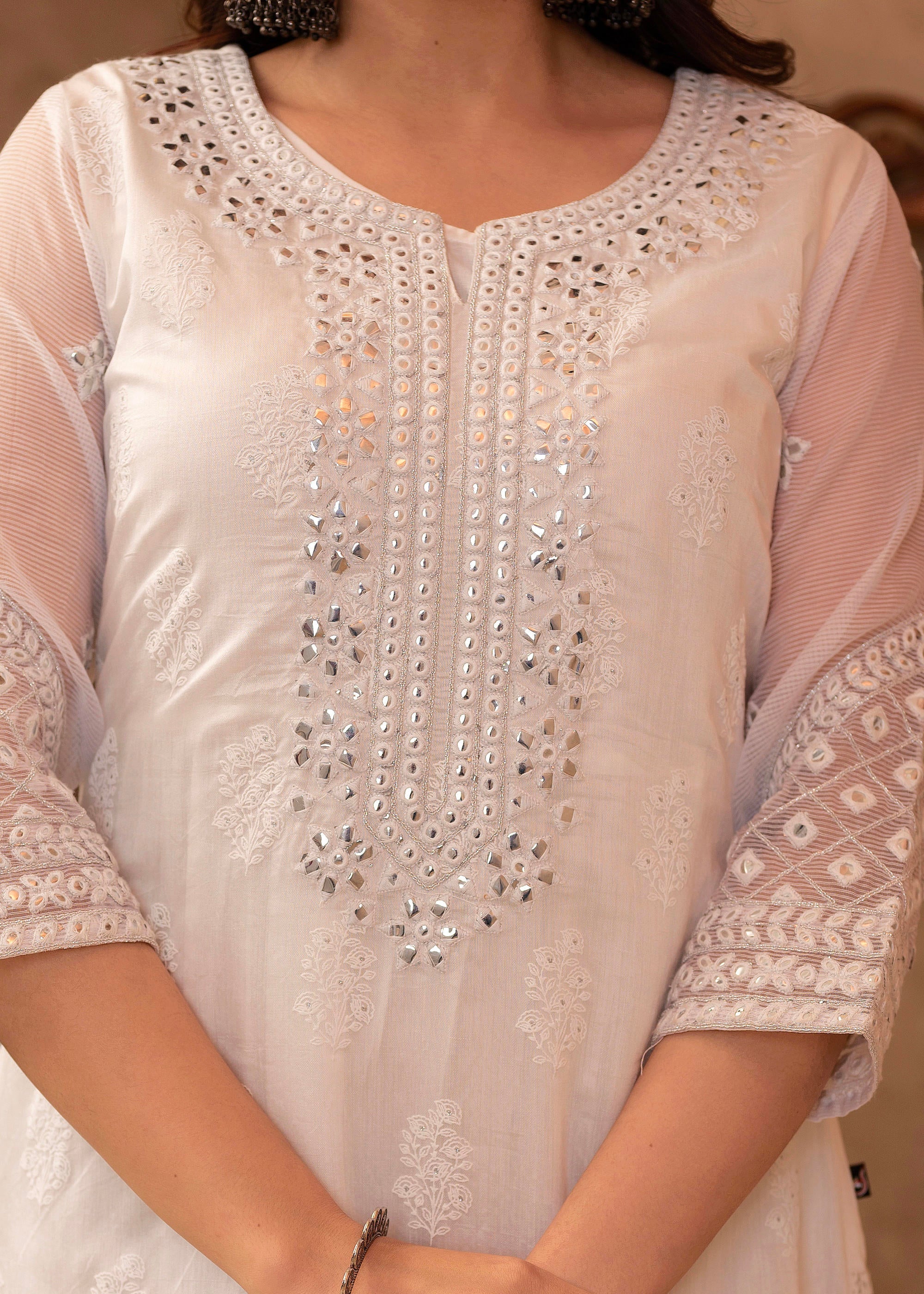 Juniper White Chanderi Mirror Embroidered Kurta with Gota Lace & Glitter Work - Distacart