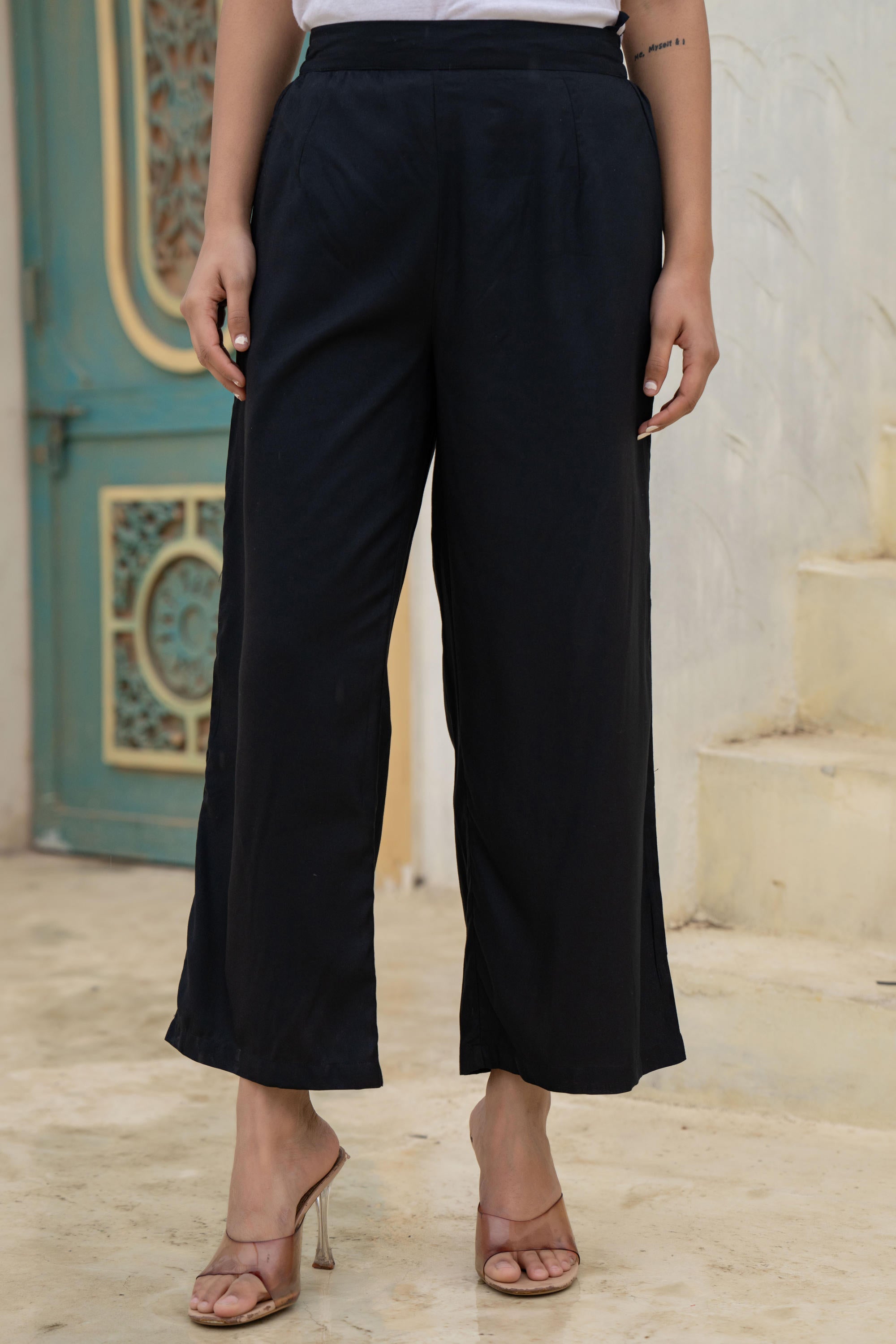 Juniper Black Solid Viscose Palazzo Pants - Distacart