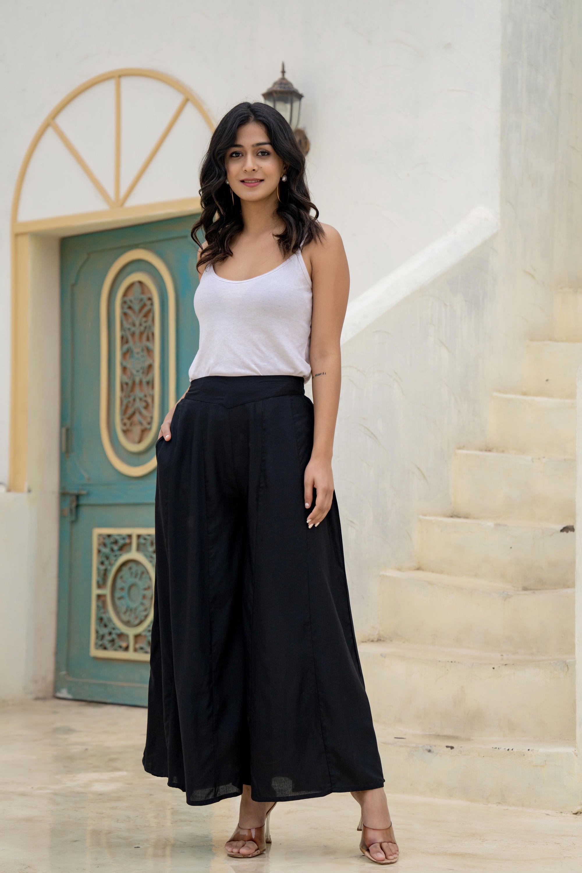 Juniper Black Solid Viscose Palazzo Pants